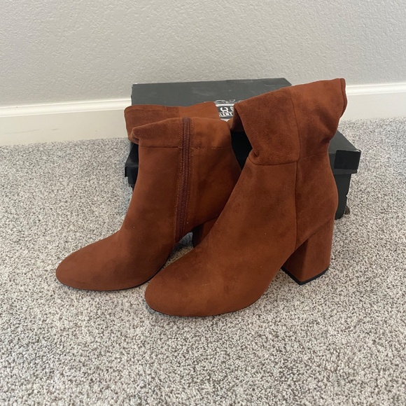 Silent D Rosemary Boots - Picture 4 of 6